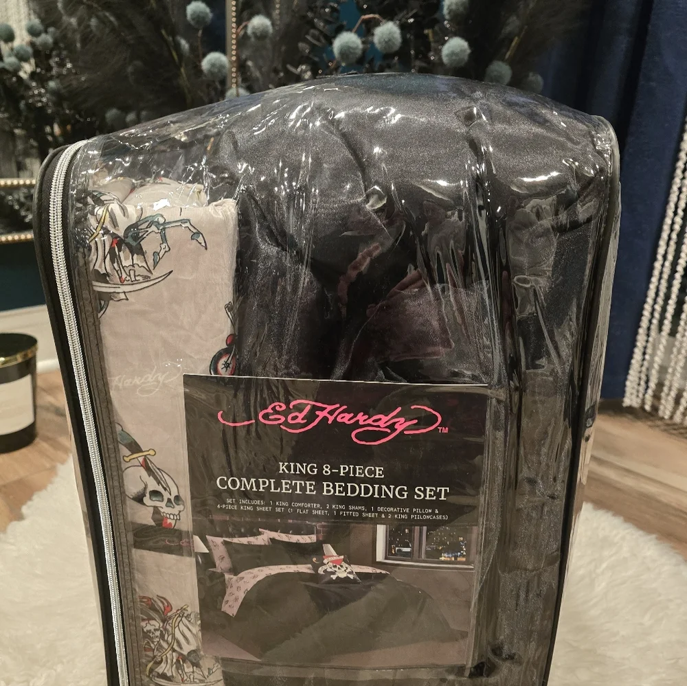 Ed Hardy ed hardy